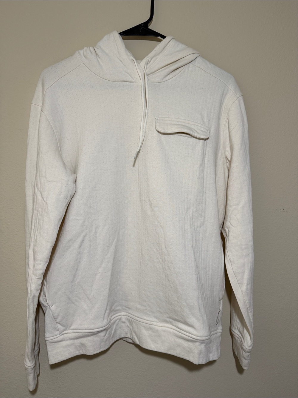 Helly Hanson Women’s Pullover - Picture 2 of 7